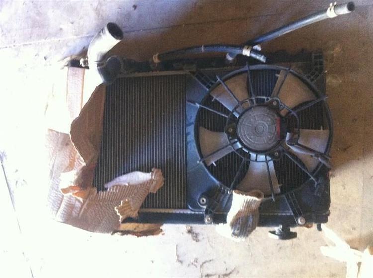 Радиатор основной Хонда Фит в Туле 1288