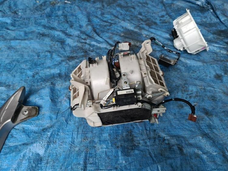 Мотор печки Хонда Легенд в Туле 206136